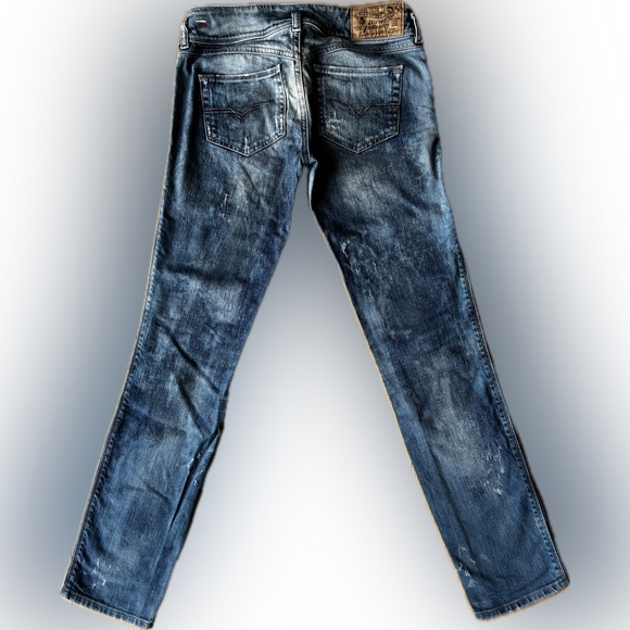 Diesel Wash 008N1_STRETCH ~ HUSHY Low Rise Straight Cut Distressed Denim ~ BLUE - Picture 2 of 8